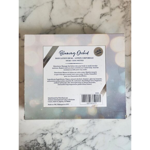 Spatherapy Blooming Orchid Plush Spa Set With Body Lotion & Socks - Picture 4 of 4